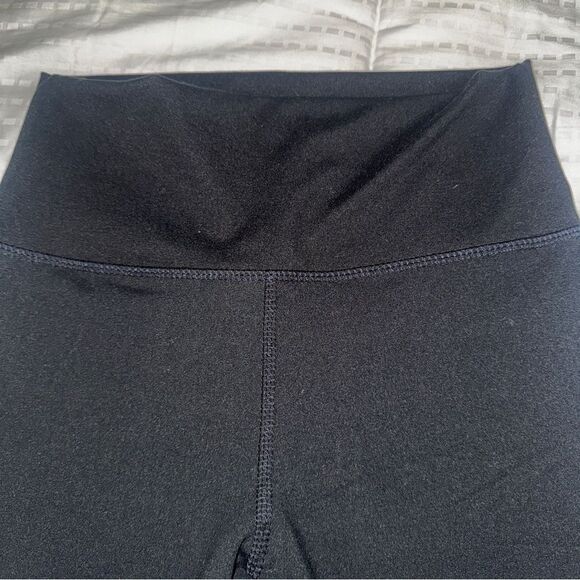 EVCR Split leg high waisted flare leggings size medium - Picture 5 of 8